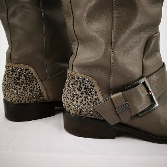 Brian Atwood Women’s 6.5 Gray Leather Riding Boot Silver Tone Bling Buck… - Picture 4 of 7